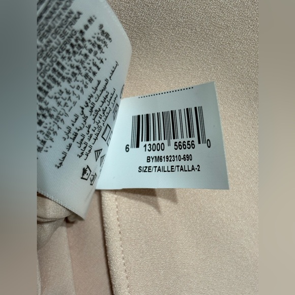 BCBG MaxAzria Dress size 2 - Picture 12 of 13